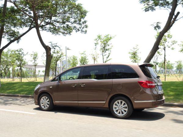 把商务跟旅行做的极致，试驾全新GL8商旅车 28T
