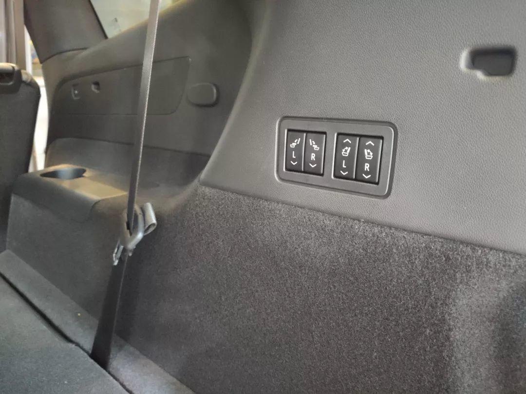 这款“三排六座”中大型SUV，着实让中年男人心弛神往