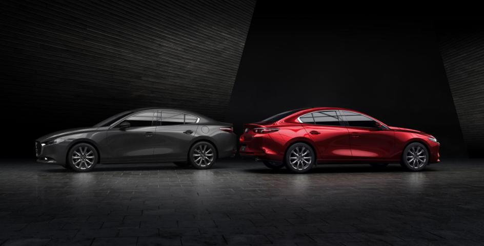 2018_Mazda3_SDN_5HB_19CY_STD_1st_US_LHD_C10_EXT_Side_RQ