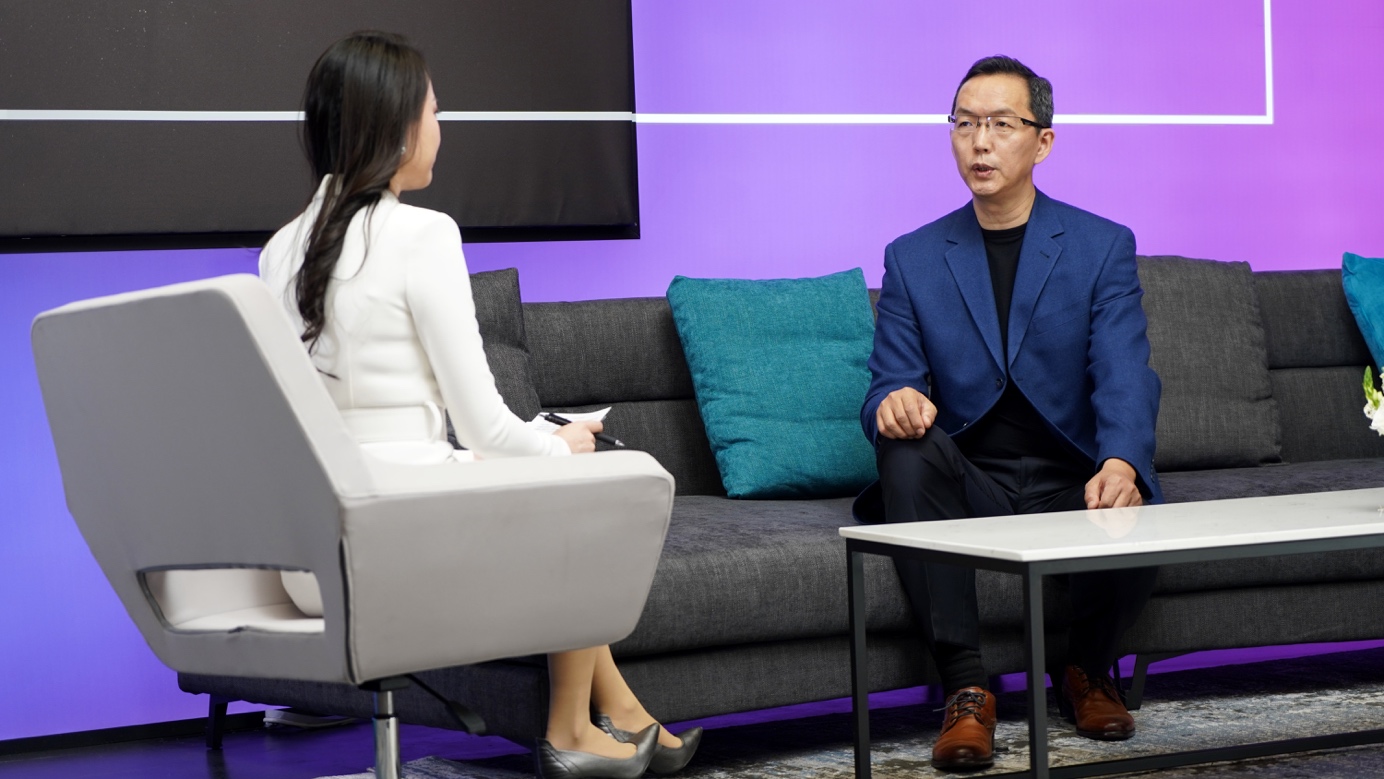 图4：一汽-大众汽车有限公司技术开发总监李丹详解探岳GTE技术
