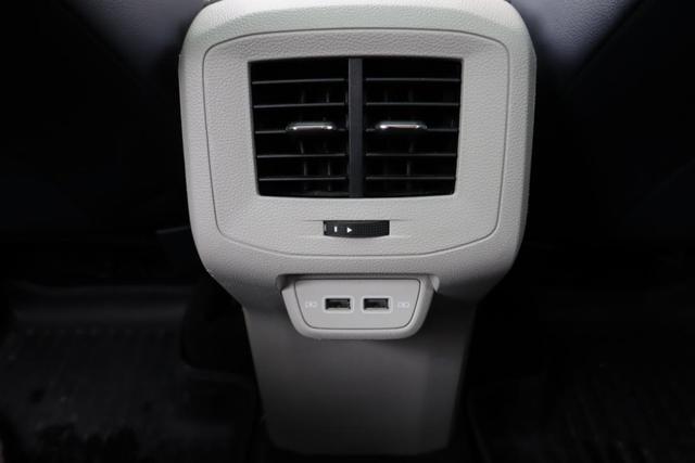 精致且具玩味的SUV，试驾上汽大众T-Cross途铠