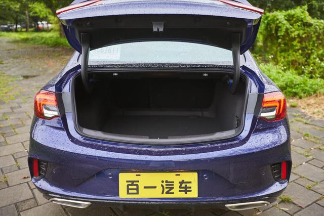 实用的性能车，别克君威GS试驾体验