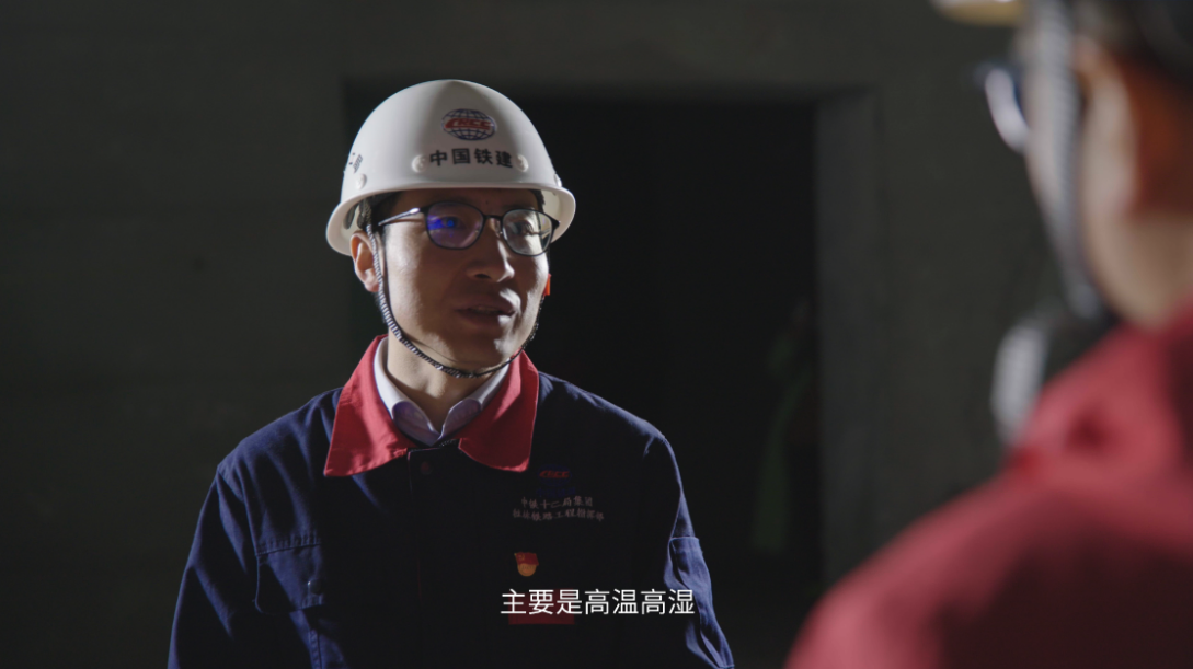 探访川藏铁路拉林段，致敬为国开路者