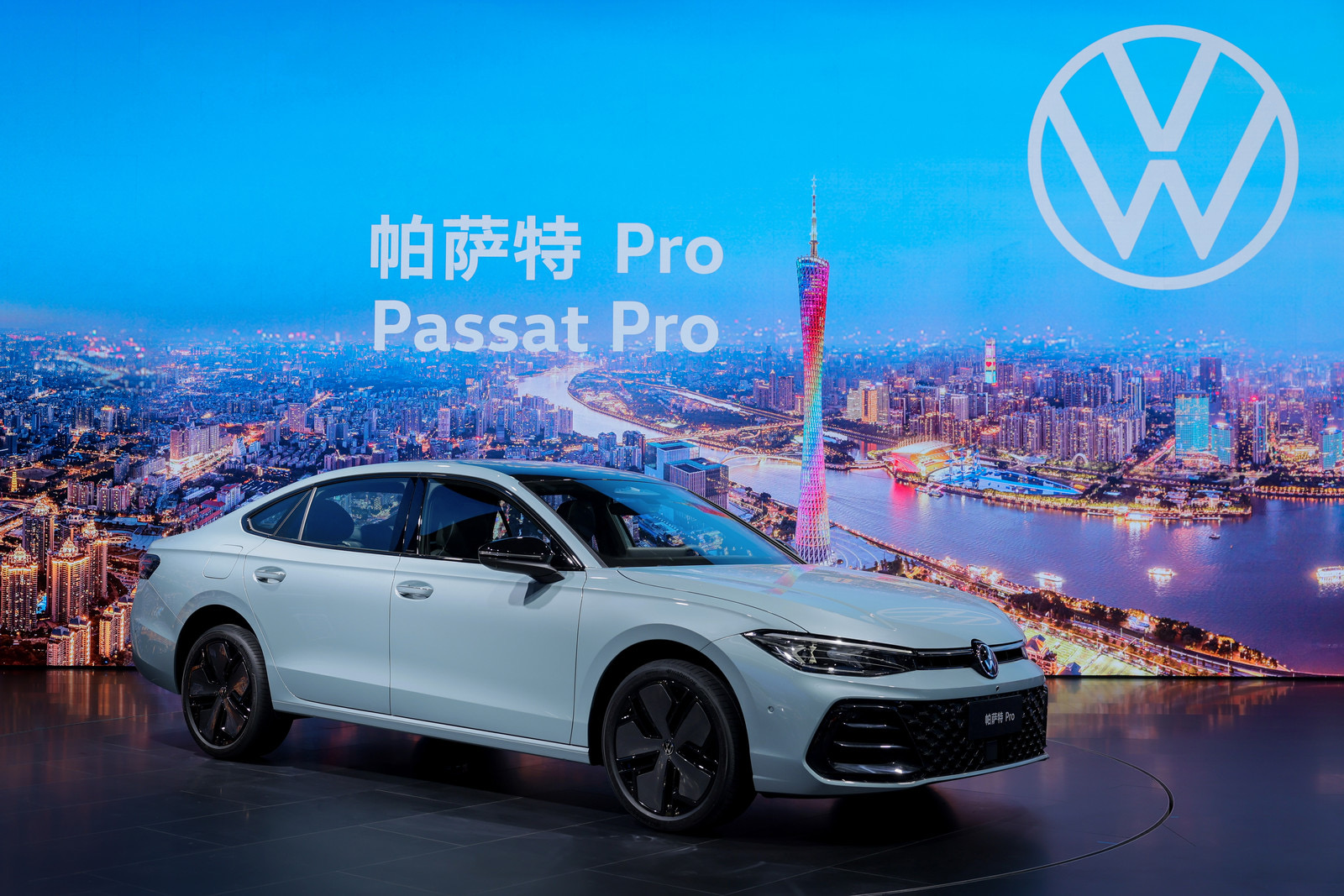帕萨特Pro：智能、时尚、舒适的尊贵体验
